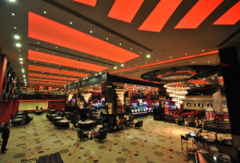 Translucent ceiling in fitness center