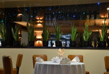 Stretch ceiling in hotel restaurant