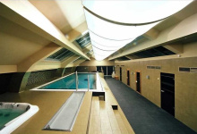 Hotel with translucent ceiling