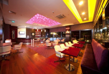 Restaurant luminous ceiling