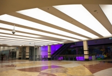 Shopping center luminous ceiling