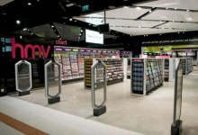Store with modular ceiling panels